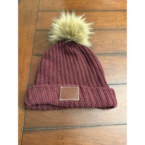 Love Your Melon Beanie One Size Burgundy Red Removable Pom Cuffed‎ Knit Cap Hat